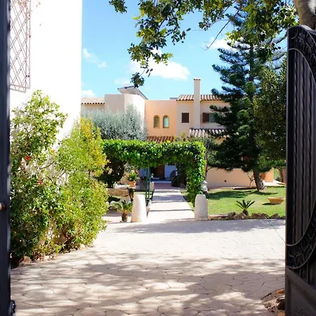 فيلة Garrovers De Shorta S'Horta